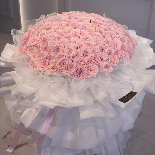 Forme de Dôme Classic Bouquet